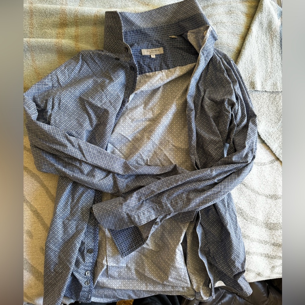 MEN'S TED BAKER BUTTON DOWN - SIZE 3 SLIM FIT